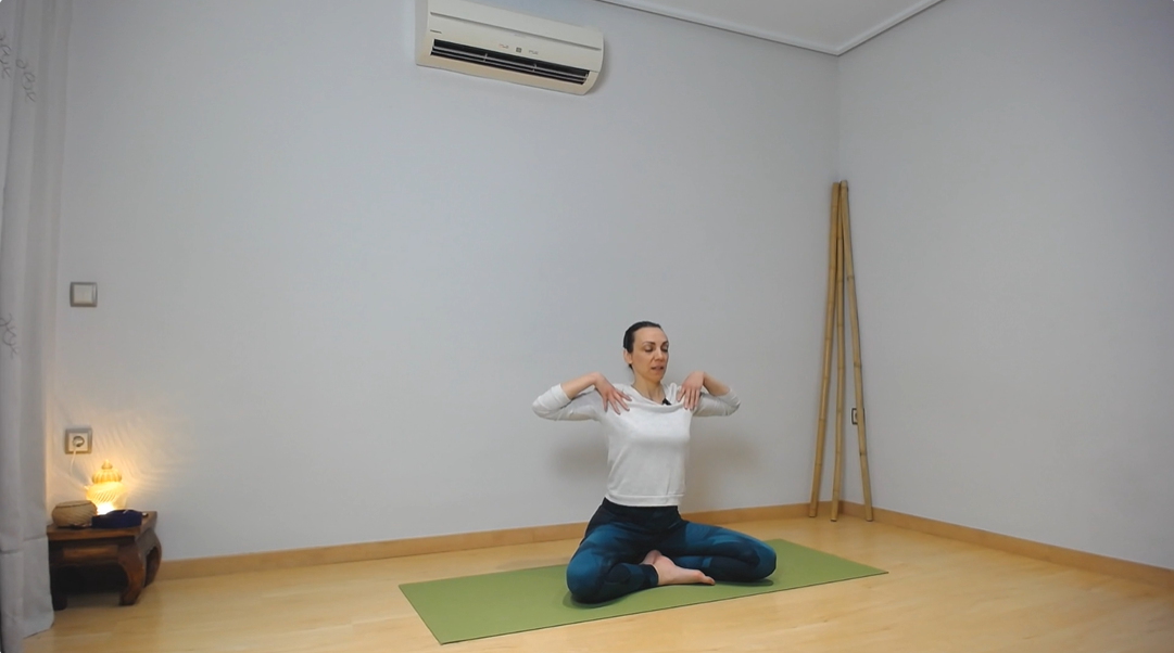 Serie de yoga para despertar la energía espinal