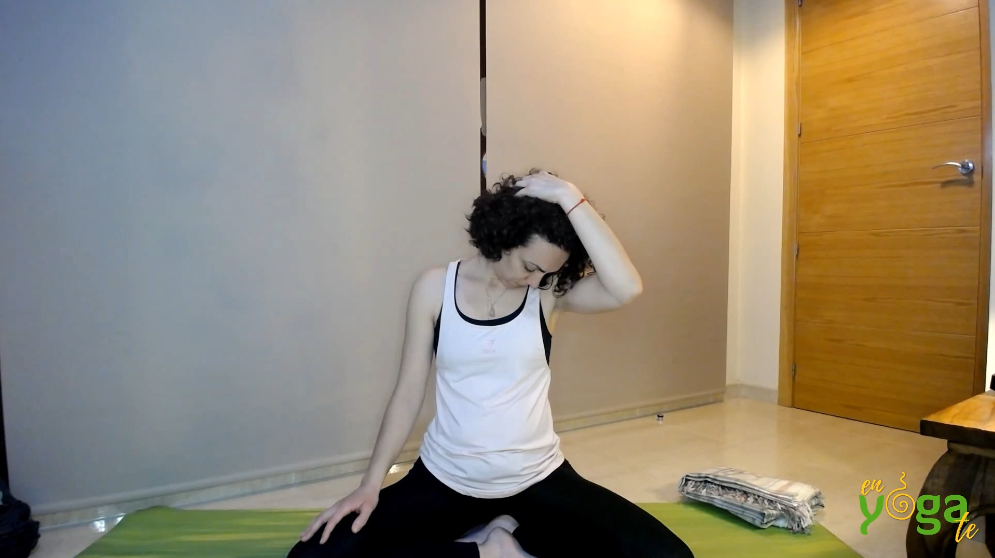 Rutina para relajar el cuello y hombros